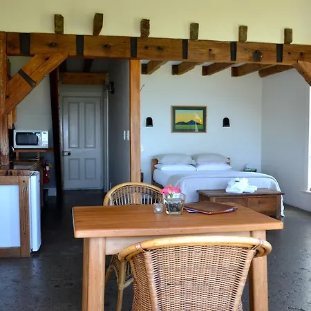 Ahu Ahu Beach Villas Oakura Zimmer foto